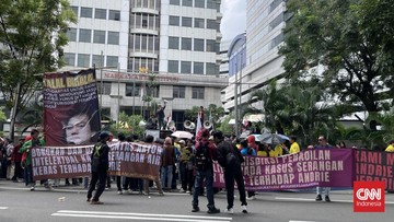 kawal-gugatan-uu-tni-di-mk,-bem-ui-tolak-kebangkitan-negara-militer
