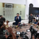 seskab-teddy-soroti-‘inflasi-pengamat’,-pakai-data-tak-sesuai-fakta