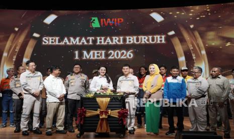 meriahkan-hari-buruh,-iwip-apresiasi-519-karyawan-terbaik