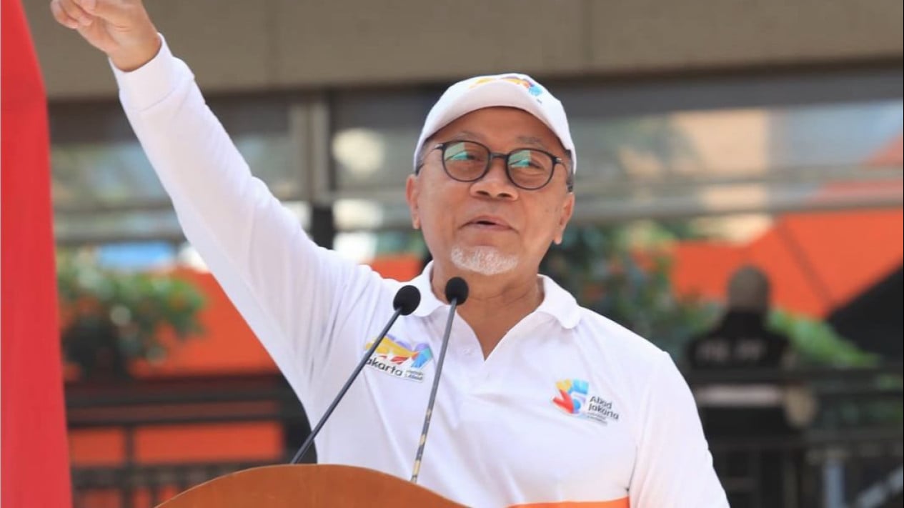 menko-zulhas-targetkan-persoalan-sampah-selesai-mei-2028:-kalau-belum-beres,-silakan-protes-saya
