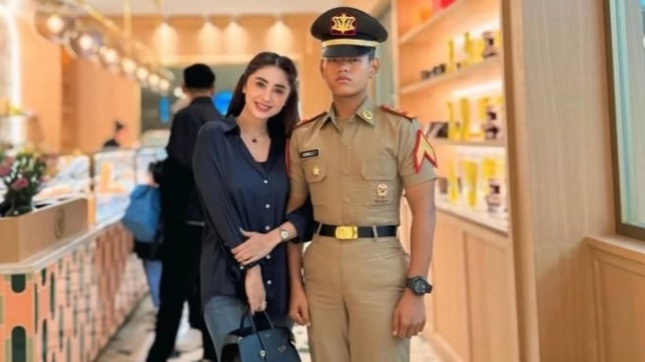 dewi-perssik-geram!-anaknya-dijadikan-bahan-pencitraan-oleh-aldi-taher
