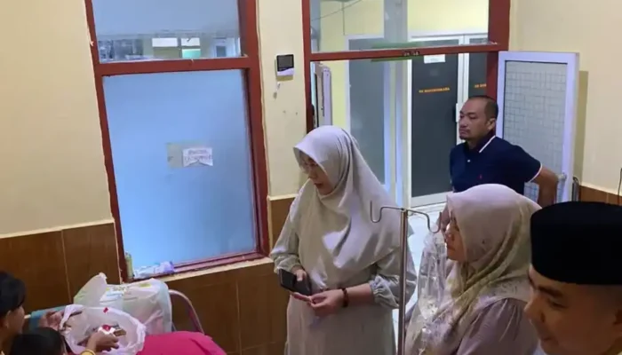 Pemkot Padang Kunjungi dan Dampingi Korban Penganiayaan Anak