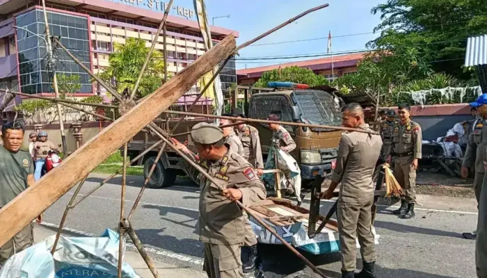 Satpol PP Padang Gencarkan Penertiban PKL dan Bangunan Liar Mei 2026