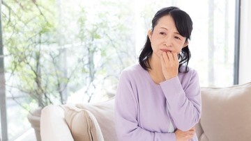 hampir-separuh-lansia-perempuan-jepang-pilih-curhat-sama-ai