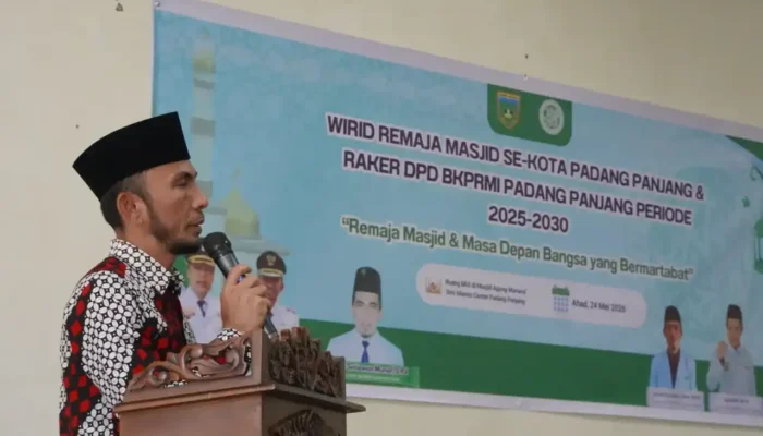 Pemkot Padang Panjang Ajak Remaja Makmurkan Masjid demi Membentuk Karakter Utama