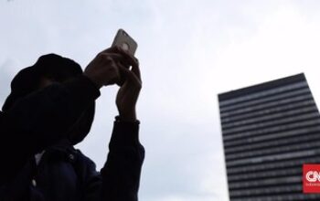 Lacak Jejak Lagu Viral Mas Bahlil Ganteng Buatan AI Netizen