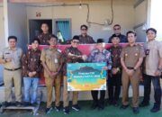 telkomsel-serahkan-sapi-kurban-untuk-warga-huntara-pauh-kota-padang