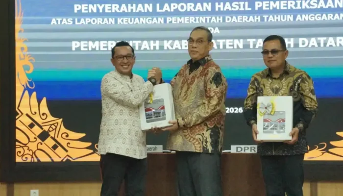 Pemkab Tanah Datar Pertahankan Rekor 14 Kali Raih Opini WTP BPK