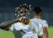 Persib Bandung Incar Tiga Pemain Top Senilai Rp22,16 Miliar