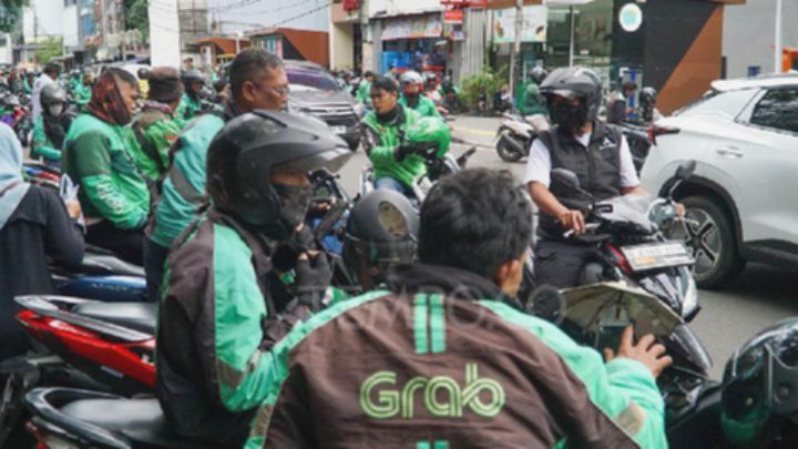 Grab Kaji Rencana Penyesuaian Batas Potongan Aplikasi Sebesar 8 Persen