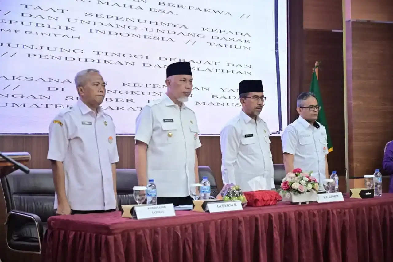 gubernur-sumbar-dorong-asn-asah-budaya-menulis-ilmiah