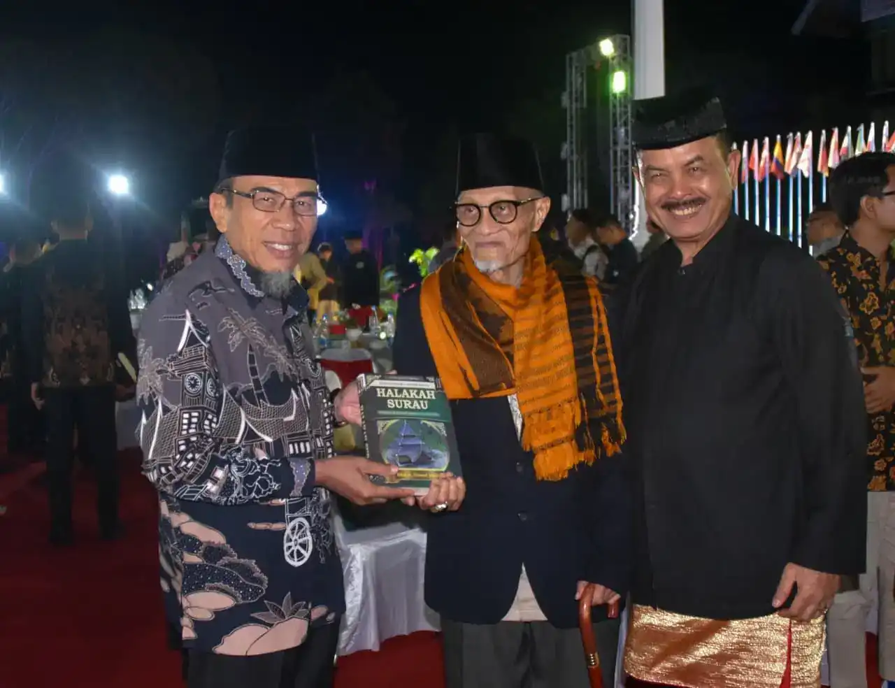 wawako-padang-hadiri-gala-ginner-satu-abad-jam-gadang