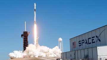 ipo-pekan-depan,-valuasi-spacex-berpotensi-tembus-us$1,77-triliun