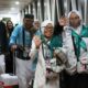 kloter-pertama-jemaah-haji-tiba-di-bandara-minangkabau