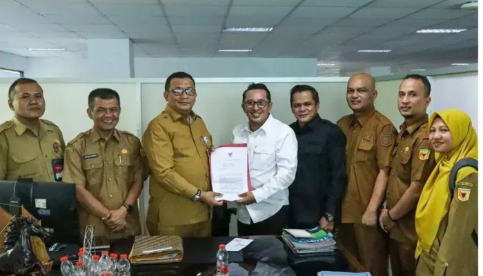 Bupati Tanah Datar Temui Kemendagri Atasi Konflik Perbatasan dengan Solok