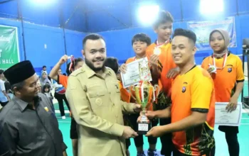 Turnamen Anak Nagari Cup I Padang Cari Bibit Bulutangkis Muda Potensial