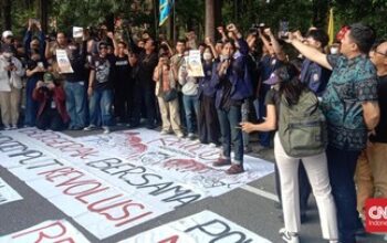 Mahasiswa Bali Desak DPRD Sampaikan Tuntutan ke Pemerintah Pusat