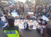 aksi-mahasiswa-se-banyumas-raya,-gelar-mimbar-bebas-lapak-baca-buku