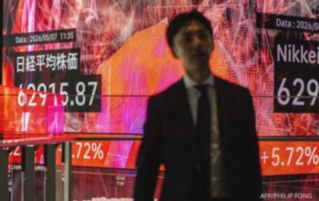 Bursa Asia Terkoreksi, Serangan Baru Amerika Serikat Dongkrak Harga Minyak