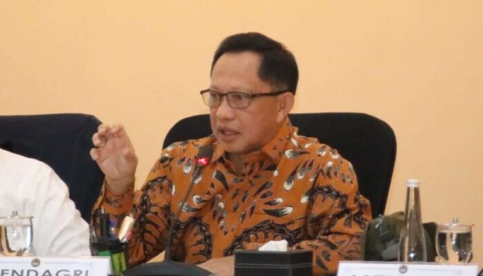 Tito Karnavian Instruksikan Pemda Sinkronkan Program Pemulihan Bencana di Sumatera