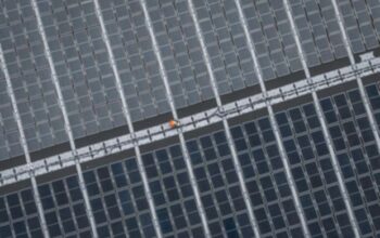 Produsen Cina Pacu Inovasi Panel Surya demi Efisiensi Energi Maksimal