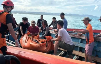 Tim SAR Temukan Korban Hilang Akibat Longboat Terbalik di Perairan Mentawai