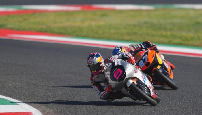 Veda Ega Bangkit di Moto3 Hungaria, Murid Marquez Terpaut 0,3 Detik