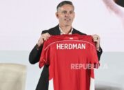 Menakar Langkah Strategis Herdman dalam Peta Jalan Timnas Indonesia