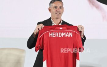 Menakar Langkah Strategis Herdman dalam Peta Jalan Timnas Indonesia