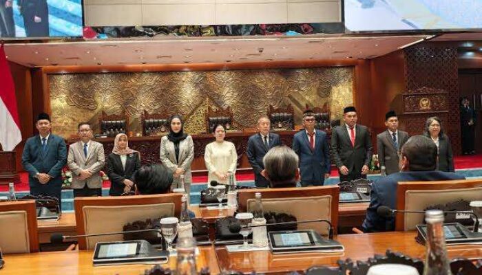 DPR Sahkan Tujuh Anggota Komisi Informasi Pusat Periode 2026-2030