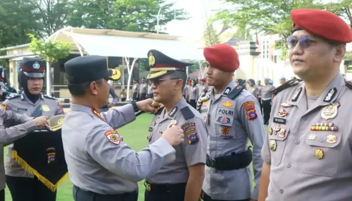 Polda Sumatera Barat Naikkan Pangkat 1.274 Personel untuk Tingkatkan Kinerja Pelayanan