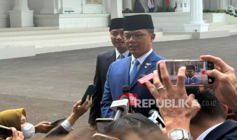 menlu:-lukashenko-presiden-pertama-yang-menginap-di-istana-negara