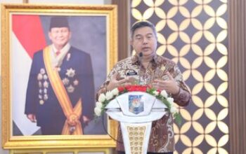 Sekjen Kemendagri Minta Aparatur Ubah Pola Pikir demi Pelayanan Publik Prima