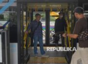 kenaikan-tarif-tak-hanya-berlaku-untuk-transjabodetabek,-transjakarta-juga-bakal-naik