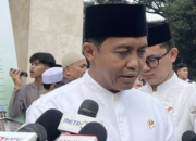 raja-juli-diberi-amplop-oleh-bupati-kuansing,-klaim-sudah-kembalikan