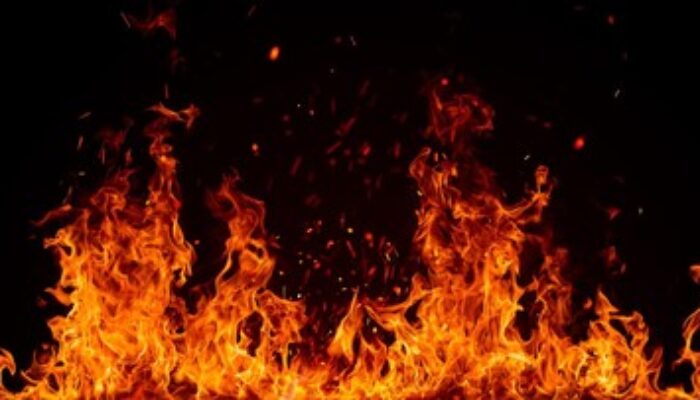 Kompor Lupa Dimatikan, Lima Rumah di Palmerah Jakarta Barat Hangus Terbakar
