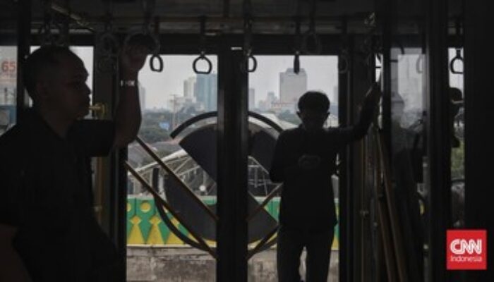 DPRD DKI Minta Rencana Kenaikan Tarif Transportasi Publik Dikaji Ulang