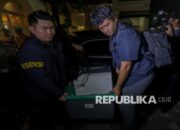 polisi-sita-rp-67-miliar-dari-penggeledahan-restoran-de-clan-dan-money-changer