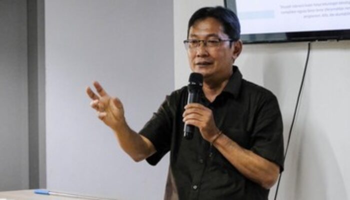 Pakar BRIN Ungkap Alasan Kebakaran TPA Jatiwaringin Sulit Dipadamkan Petugas