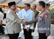 hilangkan-kemiskinan,-prabowo:-anggaran-pertahanan-dan-polri-bila-perlu-dikurangi