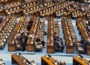 Komisi X DPR Panggil Pemerintah Minta Kejelasan Terkait Pendirian Universitas Republik Indonesia