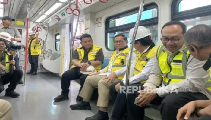 Temui Seskab Teddy, Gubernur Pramono Bahas Peresmian LRT Jakarta Bersama Presiden
