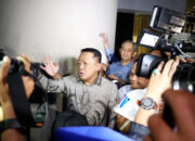 Mantan Jampidsus Febrie Adriansyah saat memberikan pernyataan terkait kasus hukum yang menjeratnya.