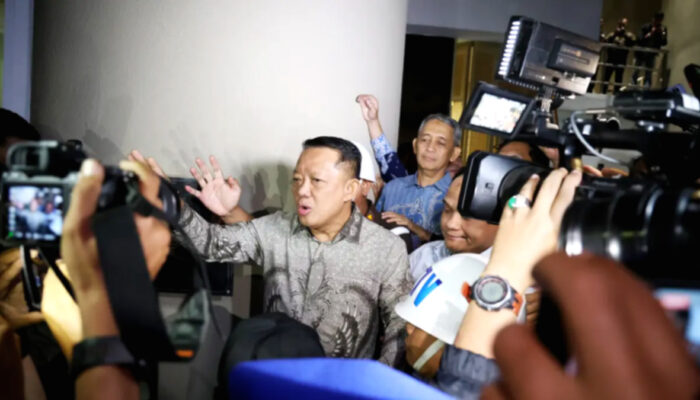 Eks Jampidsus Febrie Adriansyah Merasa Dikriminalisasi, Pengacara Berikan Penjelasan