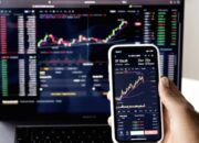 Layar monitor menampilkan data perdagangan saham di Bursa Efek Indonesia