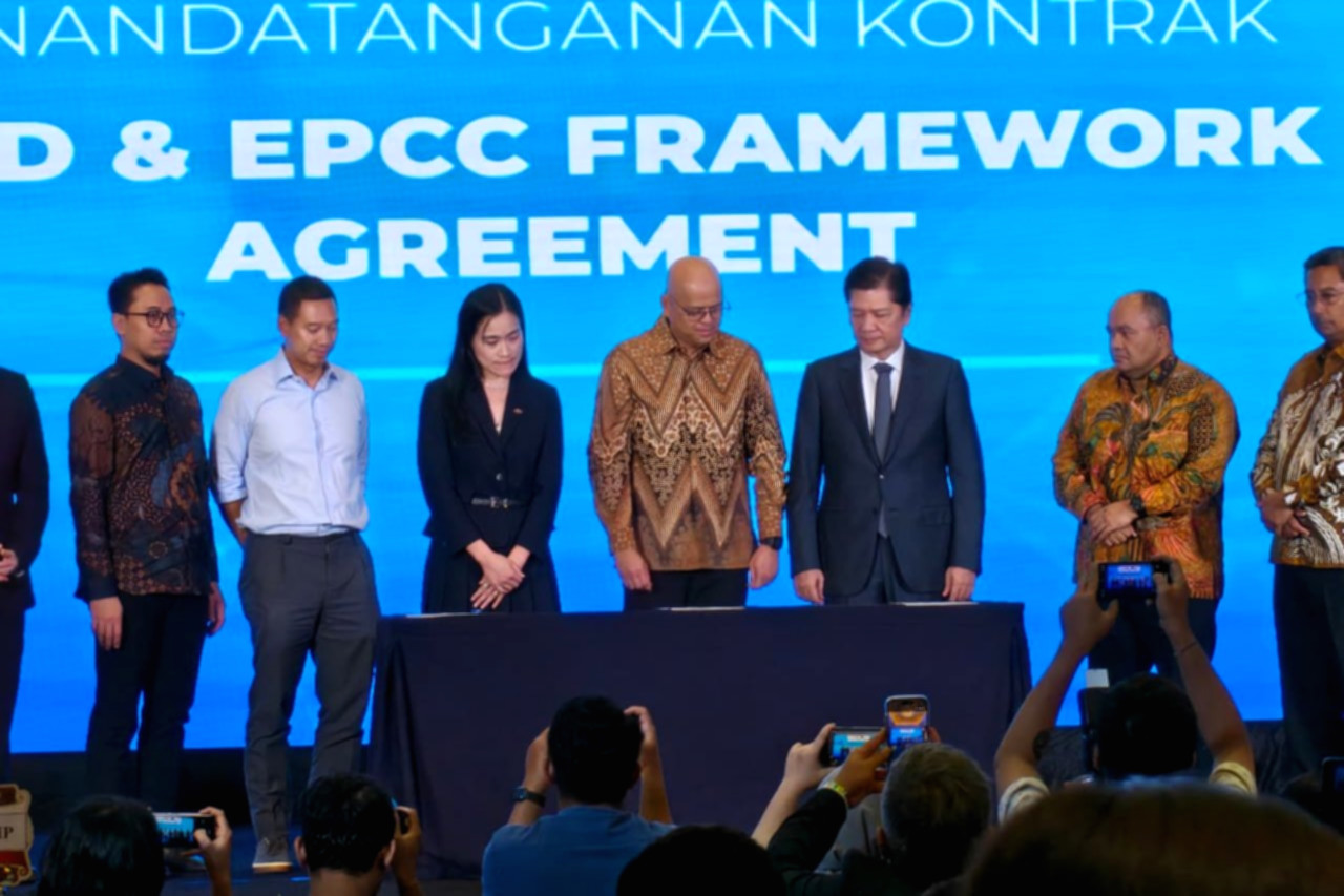 Penandatanganan kontrak proyek gasifikasi batu bara PT Bumi Etam Chemical senilai Rp41,5 triliun.