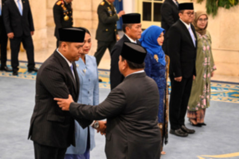 Presiden Prabowo Subianto melantik Sudaryono sebagai Kepala Badan Gizi Nasional di Istana Negara