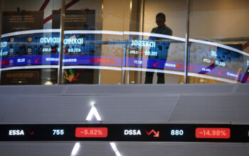 IHSG Melemah Tipis, Saham Bank Jumbo Masih Jadi Incaran Investor