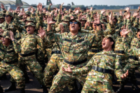 Ribuan calon manajer KDKMP dan KNMP mengikuti upacara kelulusan diklat Bela Negara di Lanud Halim Perdanakusuma.