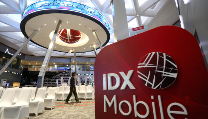 IHSG Menguat Tipis, BEI Catat Transaksi Crossing Jumbo Saham BBCA-SINI-BACH